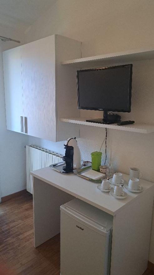 Il Profumo Di Ginestre Acomodação com café da manhã Olbia Exterior foto